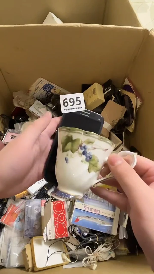 瓷片高***蚁695.........