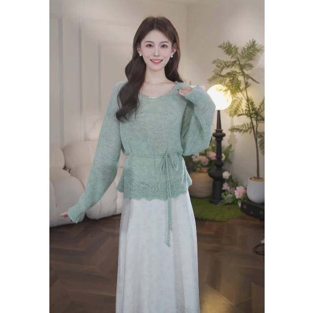 鹿向南【粉紫星河】洋气女装温柔防晒罩衫春游出行连衣裙L52939