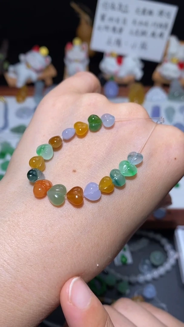 未镶嵌定制翡翠心型