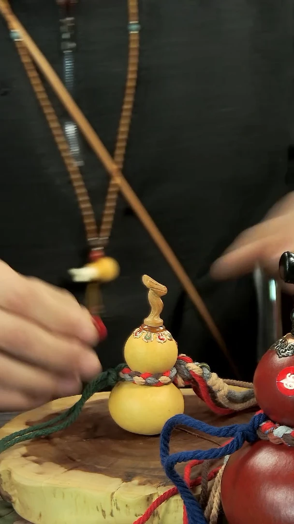 ?****?古艺高师傅大漆养剑葫 编号238