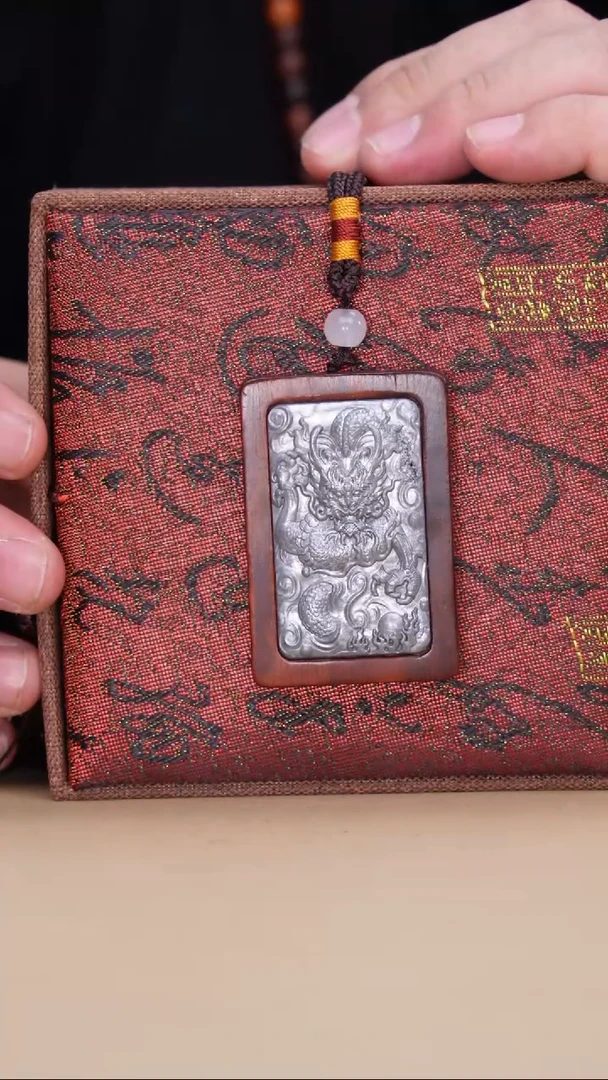 黄花梨/降香黄檀手串/手链信任无价（多样性，发其一）