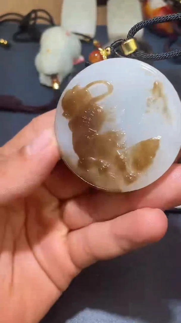 颈饰未镶嵌和田玉海***?HX