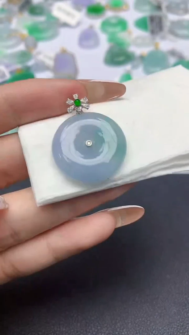 颈饰18K金镶嵌翡翠a货假一赔三支持复检百元上9元证书费自理