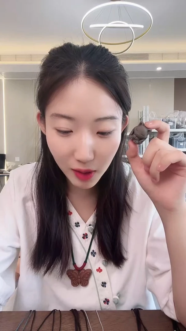 栀子香方狐狸仔一个