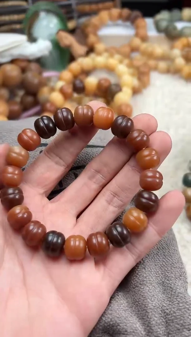 【闪购商品】菩提根/象牙果手串瑕疵（702）