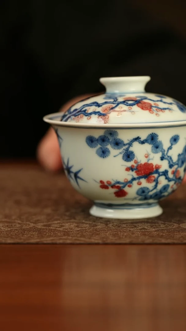 【闪购商品】林泉风月青花釉里红松竹梅