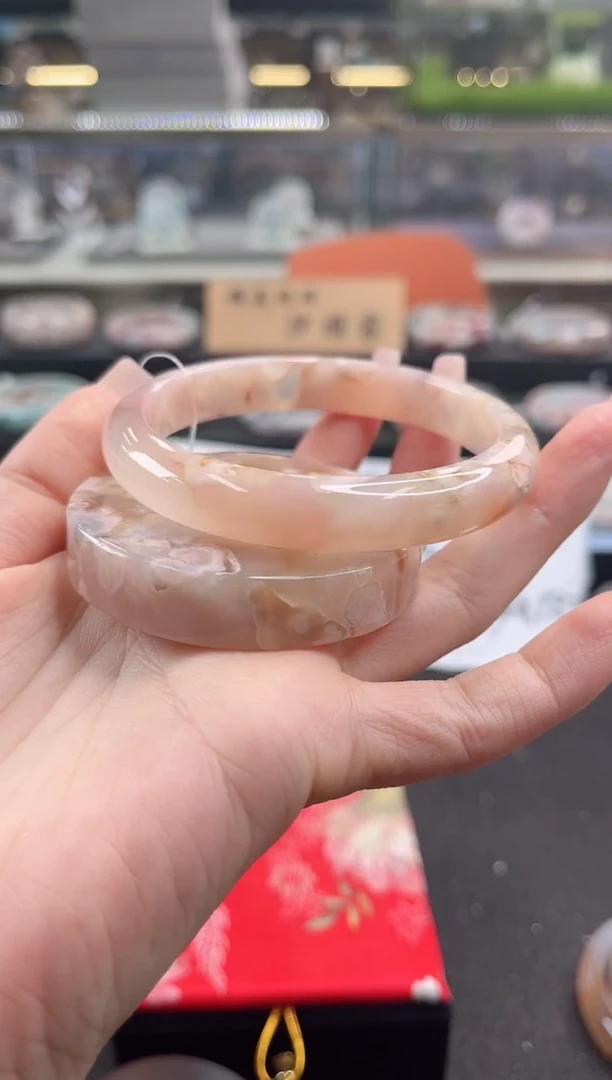 未镶嵌手镯石英质玉62圈口（赠品镯心）S964081