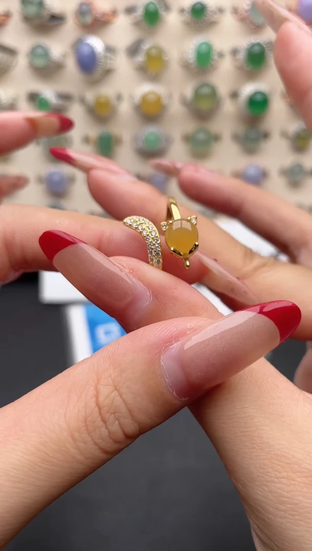 【闪购商品】翡翠戒指银S925镶嵌一物一证一礼盒