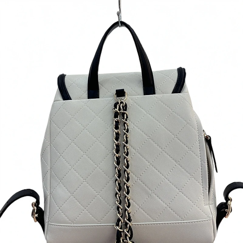 手工打造真皮女士新款包气质时尚乡 黑白书包  p  10945