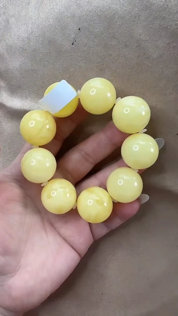 琥珀颈饰未镶嵌手串