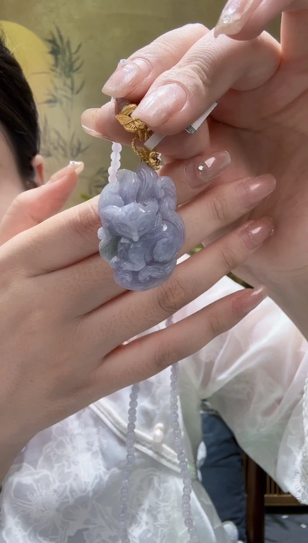 翡翠未镶嵌颈饰吊坠