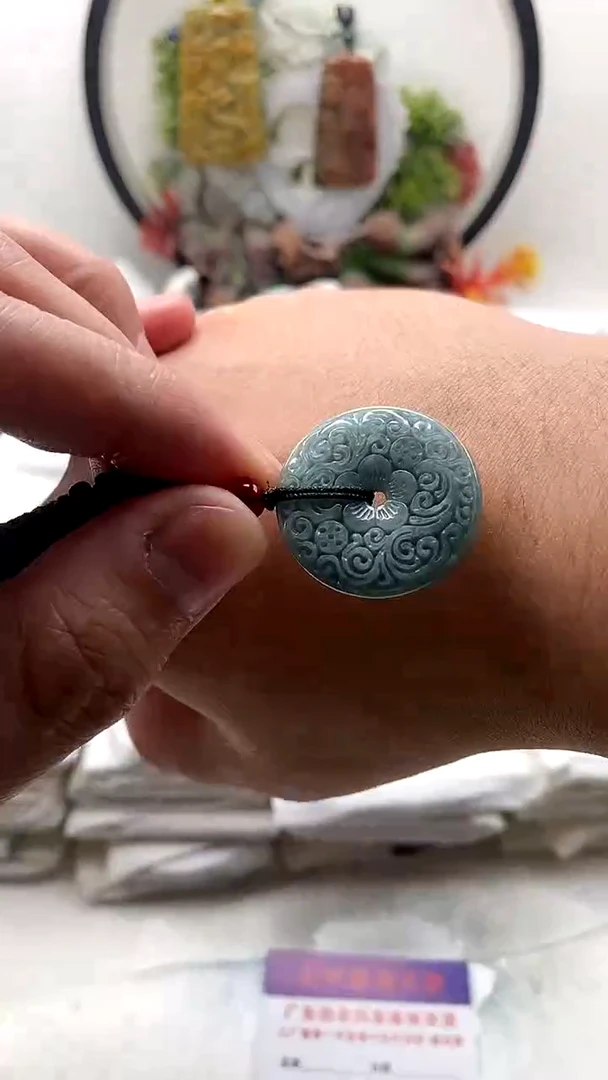 颈饰未镶嵌翡翠扣子