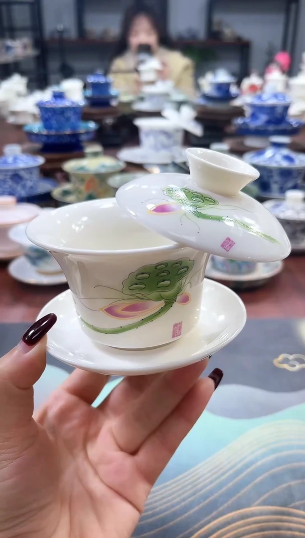 【闪购商品】小号莲藕悬停盖碗