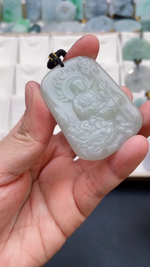 颈饰未镶嵌翡翠天然缅甸翡翠A货100