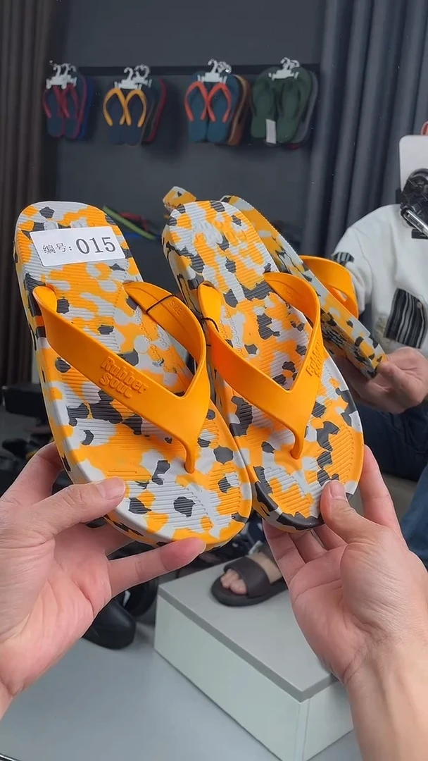 橡胶-编号015-断码拖鞋（适合运动鞋39-40码）