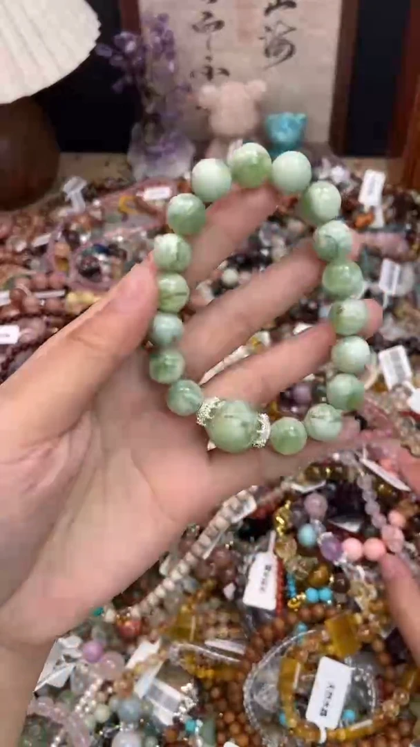 未镶嵌岫玉手饰355