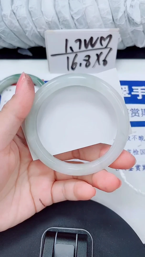 未镶嵌手镯石英质玉256-57/58