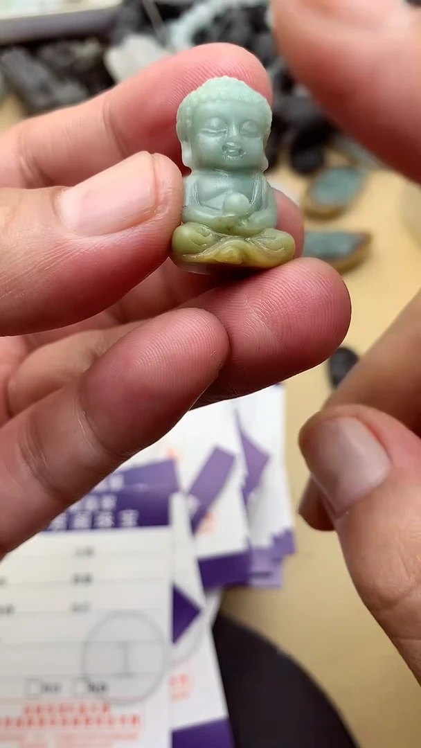 定制翡翠未镶嵌翡翠1