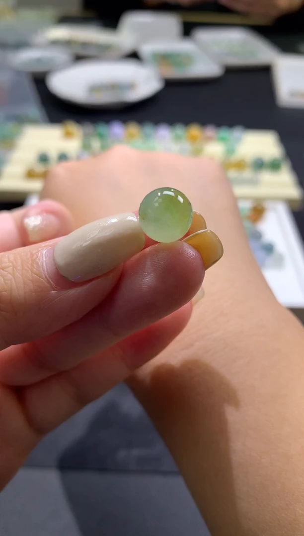 未镶嵌定制翡翠卡9.9mm