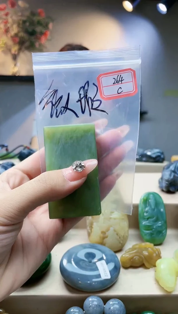 和田玉未镶嵌挂件1