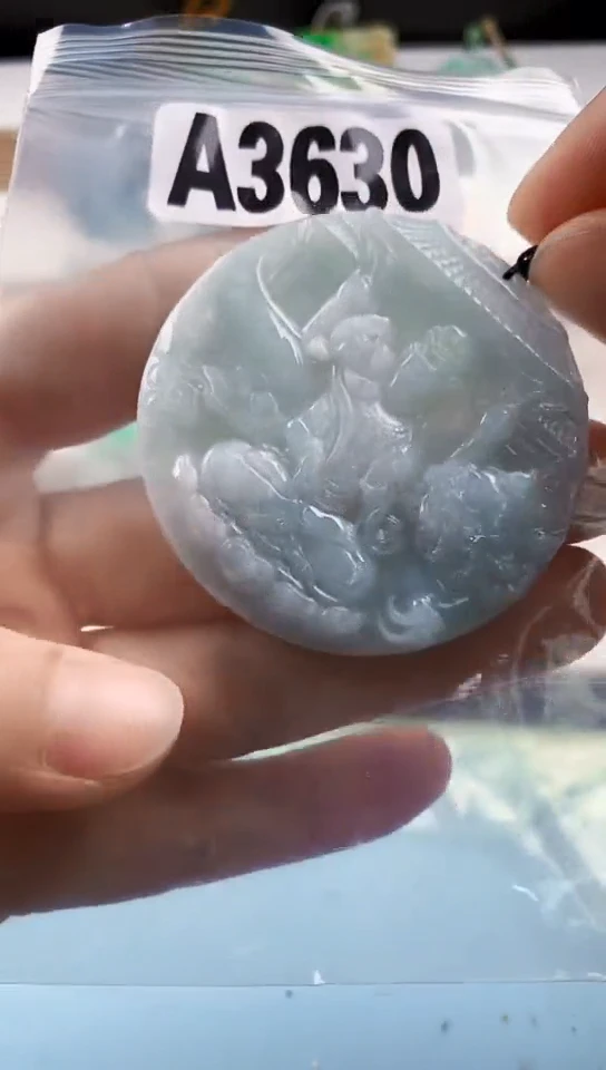 翡翠未镶嵌颈饰天然翡翠吊坠挂件