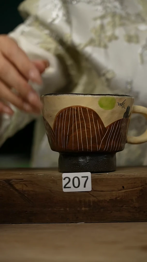 【闪购商品】瓷片新品 设计师 手作款 小猫 花花转转杯