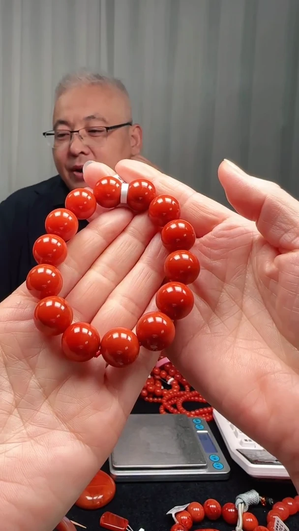 未镶嵌多样性发一件南红玛瑙【收藏级】15mm阿东寨哑光圆珠单圈