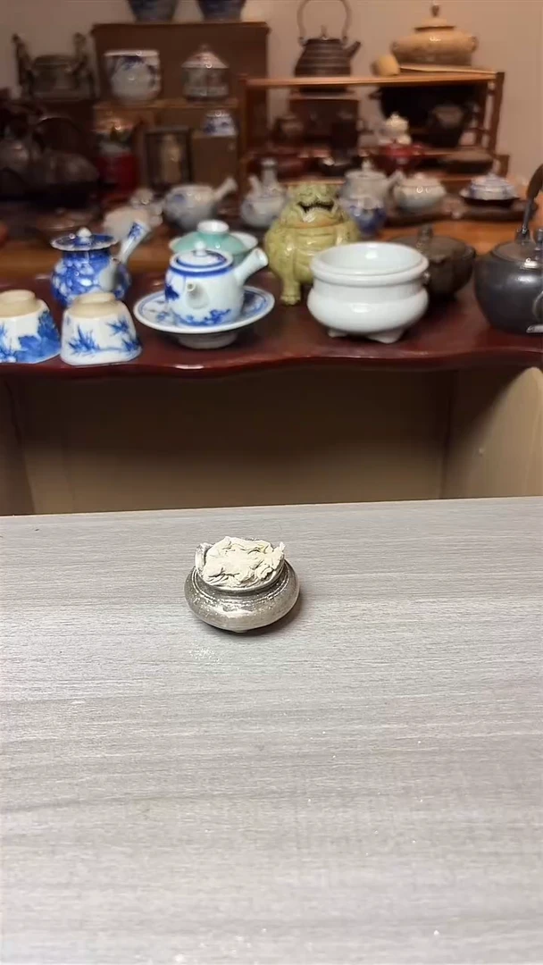 谢谢老板，回流产品有磨损正常，谨慎买！