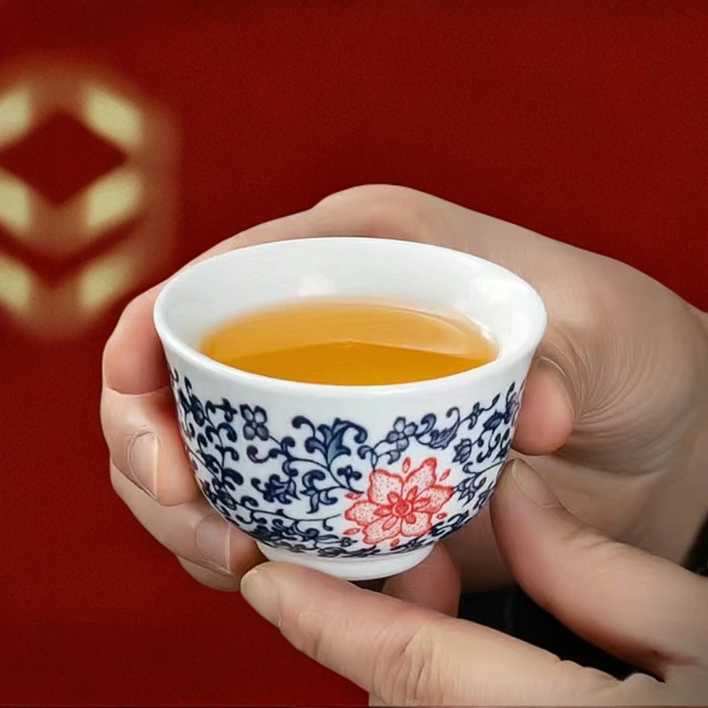 景德镇高温手工小青花酒杯/复古中式青花瓷品茗杯H031