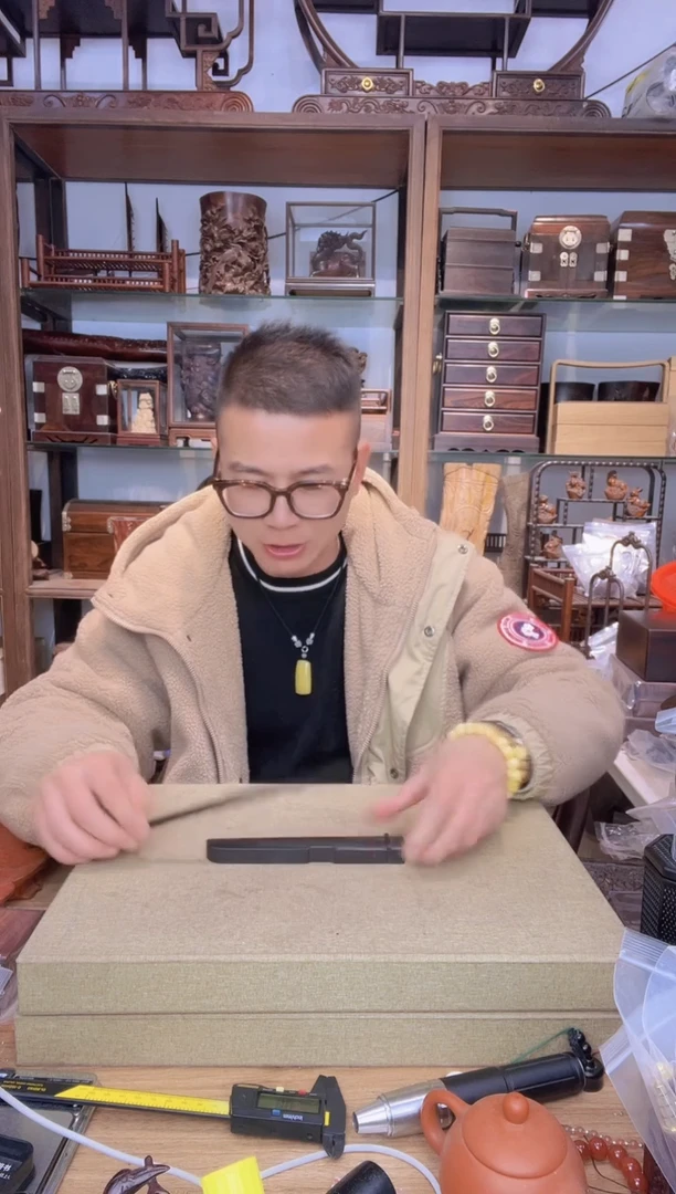 【闪购商品】乌木类书架036紫光檀整木琴型线香盒  瑕疵