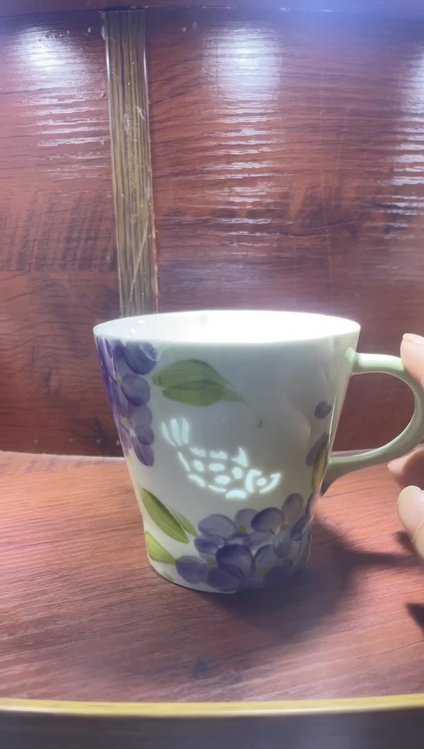 杯年终福利 景德镇高温白瓷手绘釉下彩紫色绣球花玲珑水杯