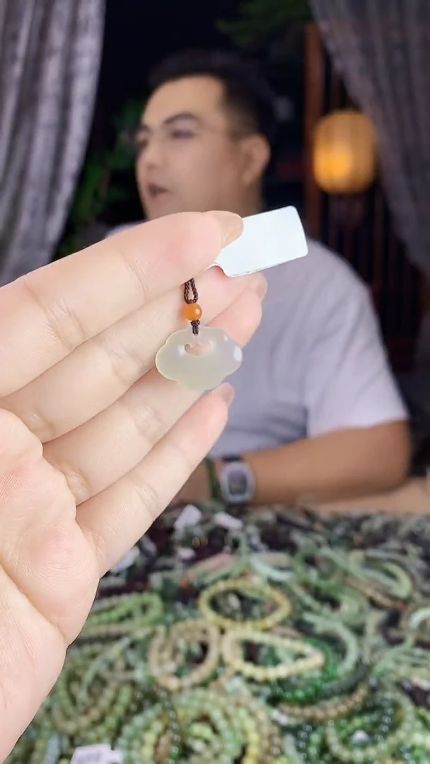 和田玉未镶嵌挂件多样性发货拍一发一