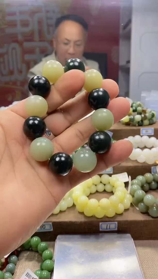 【闪购商品】和田玉手链未镶嵌，