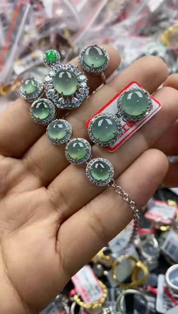 银S925镶嵌戒指翡翠333             7