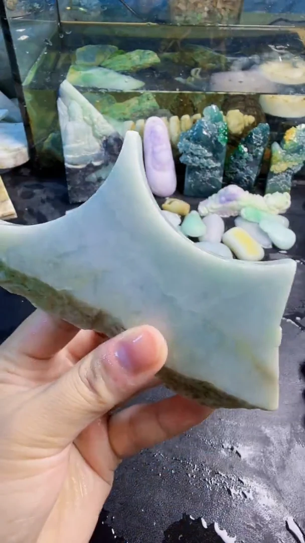 颈饰未镶嵌翡翠天然翡翠047