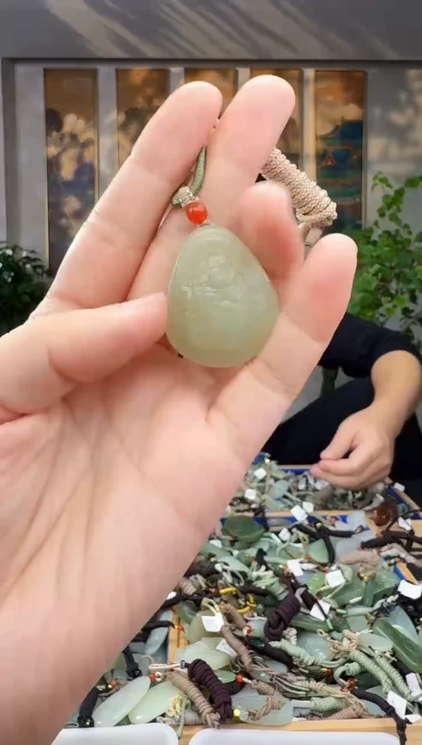 未镶嵌和田玉挂件拍一发一