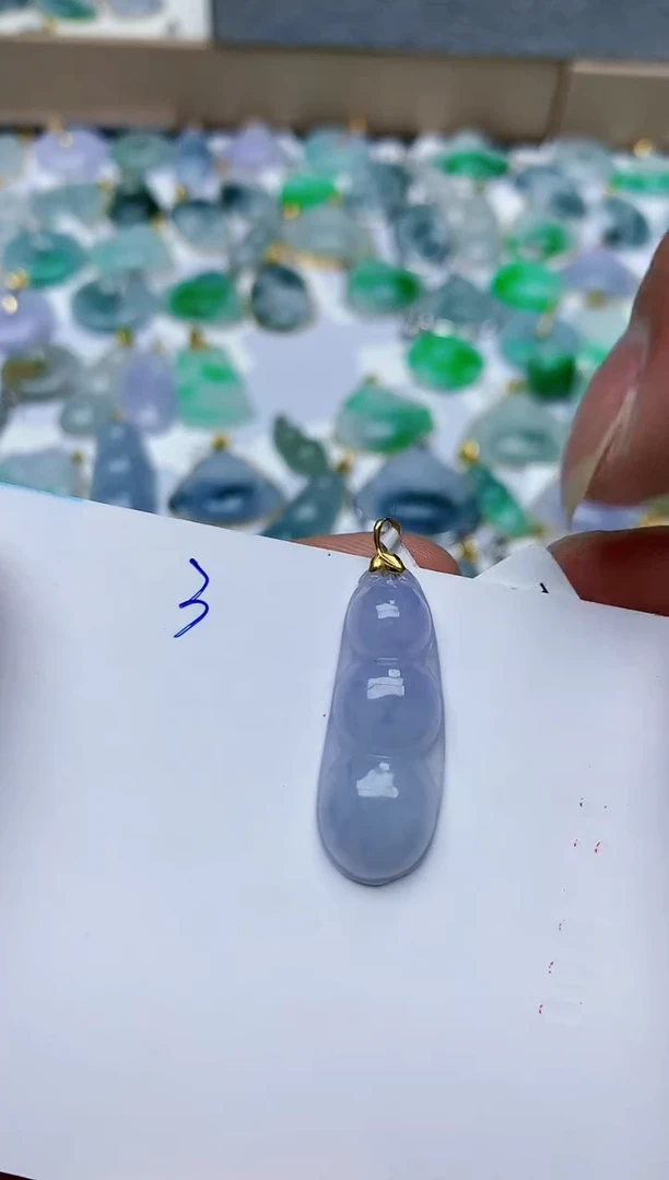 【闪购商品】翡翠颈饰18K金镶嵌天然翡翠A货