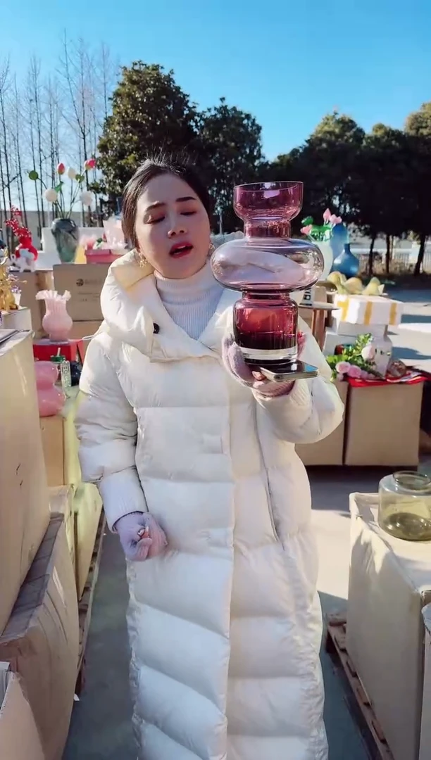 【闪购商品】玻璃安琪微瑕花瓶--U9J2U