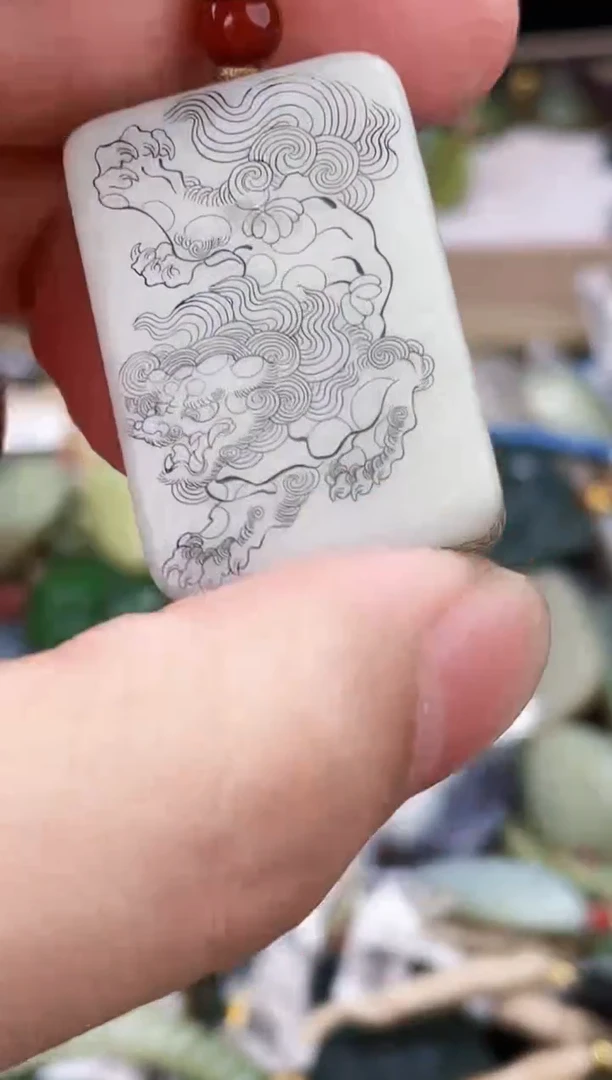 颈饰未镶嵌和田玉1