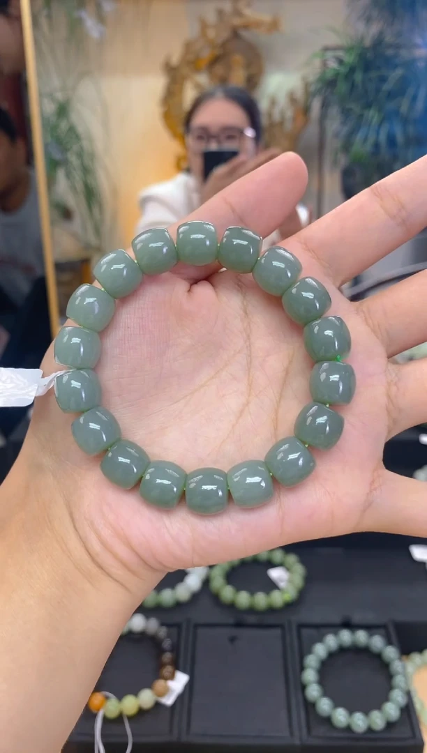 未镶嵌手串和田玉卡12