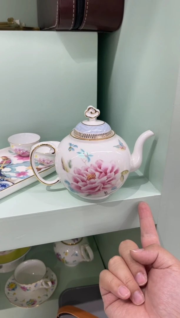 搪瓷             骨瓷