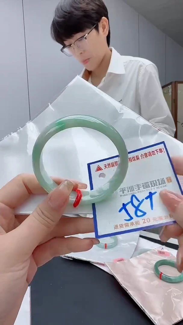 翡翠手镯未镶嵌111111111