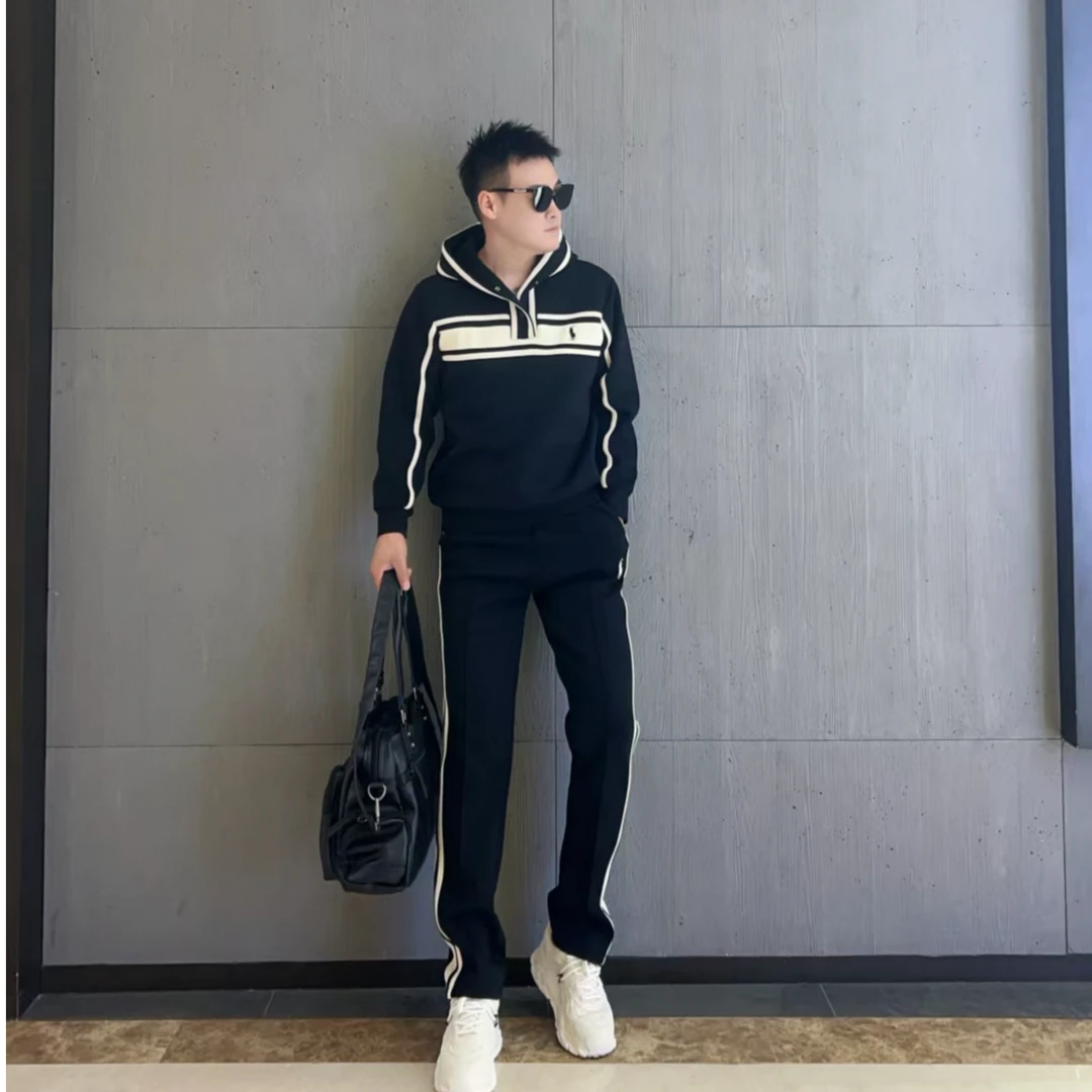 2025男士休闲运动套装秋季新款个性刺绣连帽外套直筒裤搭配套装