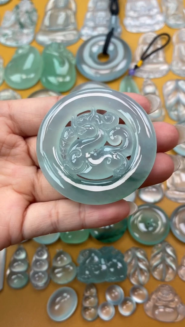 吊坠(不含链)未镶嵌翡翠2 麒麟圈 52.7 5.9