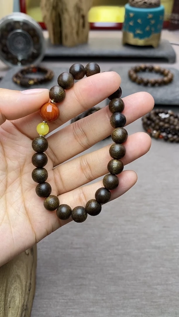 【闪购商品】沉香手串越南顺化玉化紫棋楠08 沉水单圈+配饰