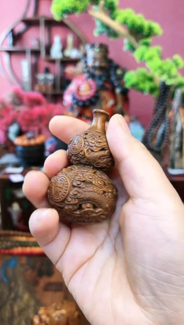 【闪购商品】妍妍清空编号：2-镂空龙葫芦