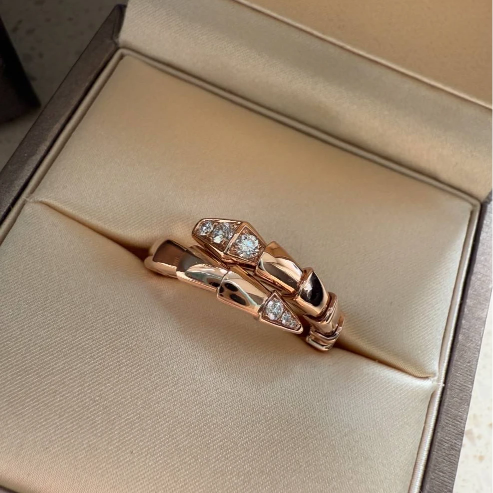 99新 BVLGARI/宝格丽 小花6珊 宝格丽 蛇戒 头尾钻 玫瑰金 57