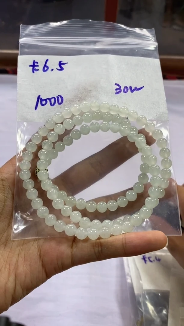 定制翡翠未镶嵌翡翠珠串