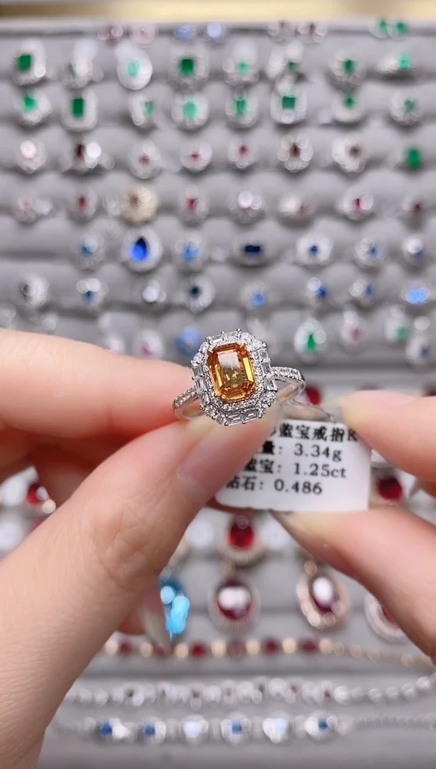 【闪购商品】彩色蓝宝石18K金戒指18K金镶嵌1