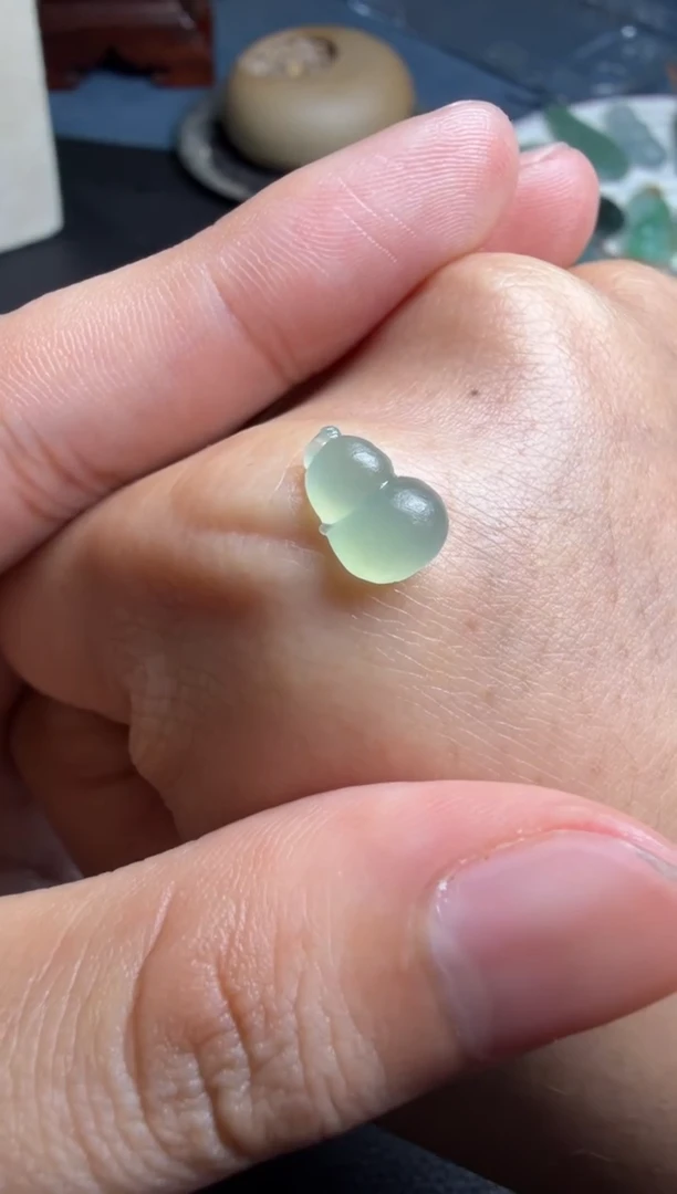 未镶嵌定制翡翠葫芦